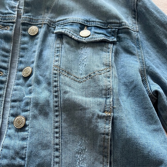 Basic Denim Jacket - Picture 10 of 11